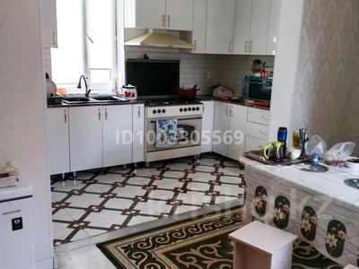 Отдельный дом · 5 комнат · 185 м² · 10 сот., Мкр.Наурыз Ибрагим Исаев 31 за 45 млн ₸ в 