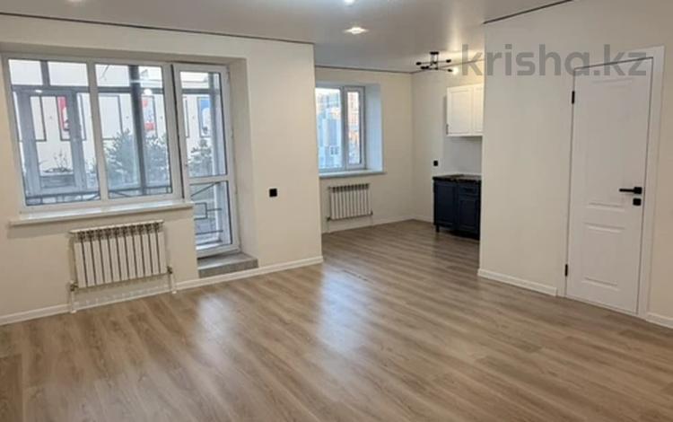 1-бөлмелі пәтер · 38 м² · 2/10 қабат, Роза Багланова 1, бағасы: 23.5 млн ₸ в Астане, Нура р-н — фото 2