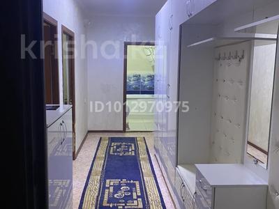 2-комнатная квартира · 70 м² · 3/9 этаж, мкр Акбулак 5 — Возле супермаркета SMALL за 38 млн ₸ в Алматы, Алатауский р-н