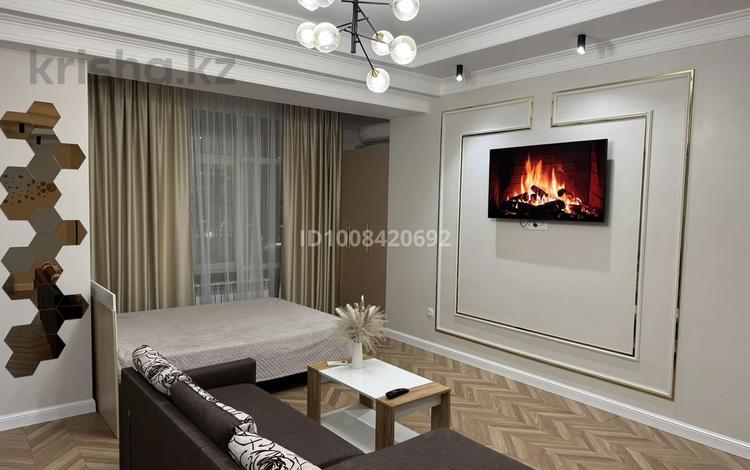 1-бөлмелі пәтер · 51 м² · 6/10 қабат, 18А мкр 1, бағасы: 300 000 ₸ в Актау — фото 2