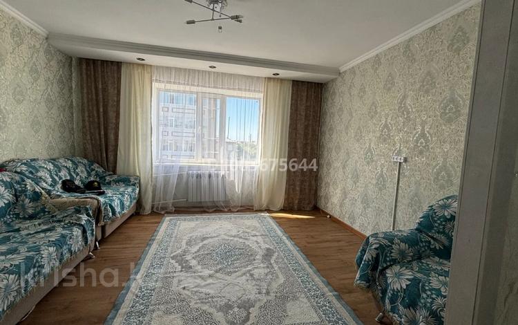 2-комнатная квартира · 54 м² · 5/5 этаж, Юность 10/1 за 200 000 〒 в Семее, Красный Кордон — фото 2