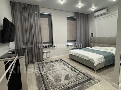1-бөлмелі пәтер · 42 м² · 5/12 қабат, Розыбакиева 162 — Сатпаева, бағасы: 25 000 ₸ в Алматы, Бостандыкский р-н