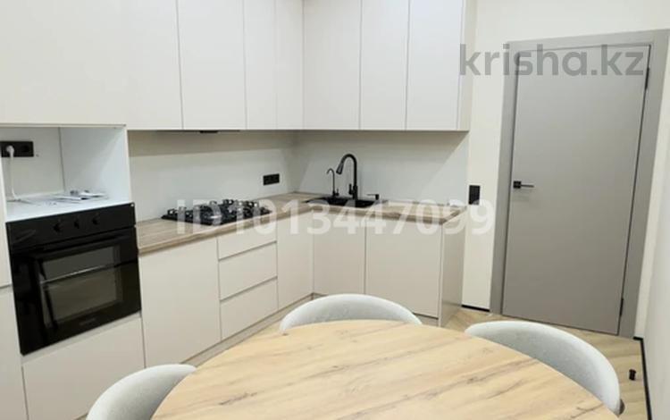 2-бөлмелі пәтер · 70 м² · 4/6 қабат, Халиулина 140/5, бағасы: 600 000 ₸ в Алматы, Медеуский р-н — фото 2