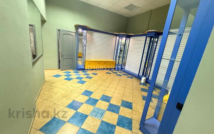 Магазины и бутики · 30 м² за 210 000 〒 в Костанае — фото 2
