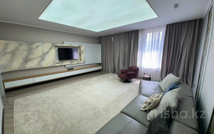 4-комнатная квартира · 105 м² · 15/18 этаж, Розыбакиева 237 за 115 млн ₸ в Алматы, Бостандыкский р-н — фото 35