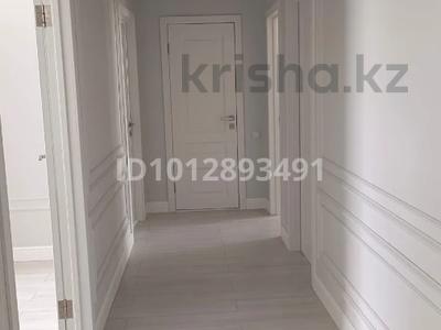 4-бөлмелі пәтер · 129 м² · 8/9 қабат, Мангилик Ел, бағасы: 115 млн ₸ в Астане, Есильский р-н
