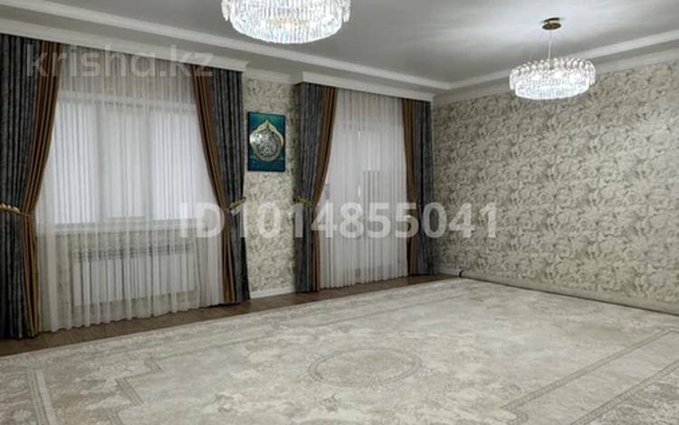 3-комнатная квартира · 118 м² · 5/5 этаж, мкр. Алтын орда 41 — Ораза Тотеулы и проспект Алаш за 37 млн ₸ в Актобе — фото 2