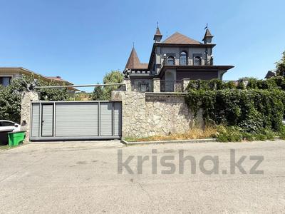 Жеке үй · 6 бөлме · 486.7 м² · 8 сот., мкр Коктобе, Жанибекова — Омаровой, бағасы: 500 млн ₸ в Алматы, Медеуский р-н