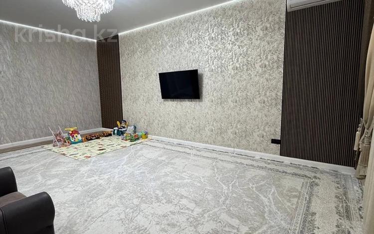 4-бөлмелі пәтер · 120 м² · 4/7 қабат, 17-й мкр 107, бағасы: 45 млн ₸ в Актау — фото 2