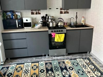 3-бөлмелі пәтер · 76 м² · 9/9 қабат, Абая 25, бағасы: 34 млн ₸ в Костанае