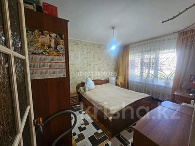 2-комнатная квартира · 44 м² · 1/5 этаж, поповича 2 за 12.5 млн ₸ в Уральске
