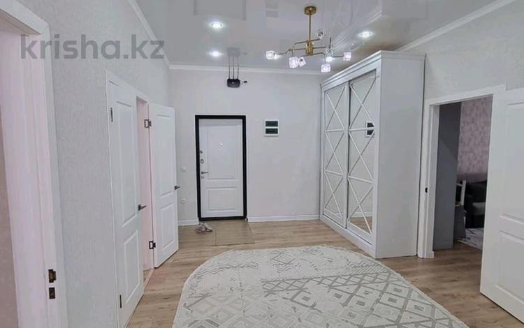 Алмаз 3 й микрорайон 42 фото Продажа 3-комнатной квартиры - № 698431979: 17-й мкр, Актау, 17-й мкр - за 42500