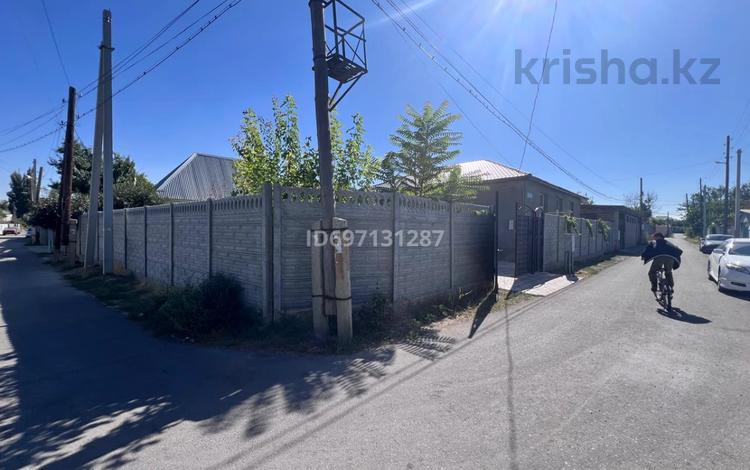 Отдельный дом · 3 комнаты · 150 м² · 5 сот., ул. Панфилова 19 — Ул.Койгелди и ул.Комратота за 52 млн 〒 в Таразе — фото 2