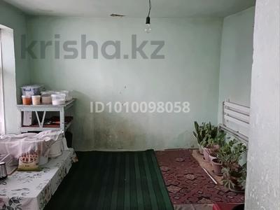 Жеке үй · 4 бөлме · 800 м² · 8 жүзд., ЖМ Сайрам 28 — Ясауи ленин, бағасы: 35 млн ₸ в Шымкенте, Каратауский р-н