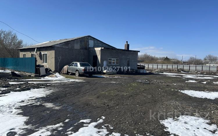 Жеке үй · 3 бөлме · 80 м² · 10 сот., Пришахтинск, Металлистов 4б, бағасы: 13 млн ₸ в Караганде, Алихана Бокейханова р-н — фото 2