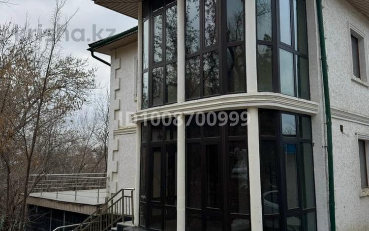 Дом · 6 комнат · 300 м², Каскеленская трасса 77 за 150 000 〒 — фото 2