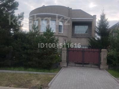 Отдельный дом · 4 комнаты · 163 м² · 8 сот., Спортивная — 6мкрн за 65 млн 〒 в Рудном