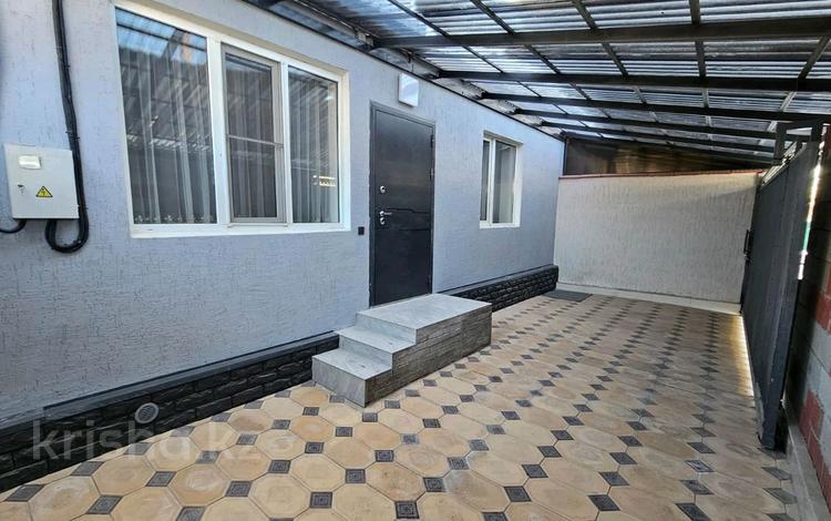 Отдельный дом · 2 комнаты · 45 м² · 2 сот., Ниже Назарбаева — Ж/д вокзал - 2 за 250 000 ₸ в Алматы, Жетысуский р-н — фото 2