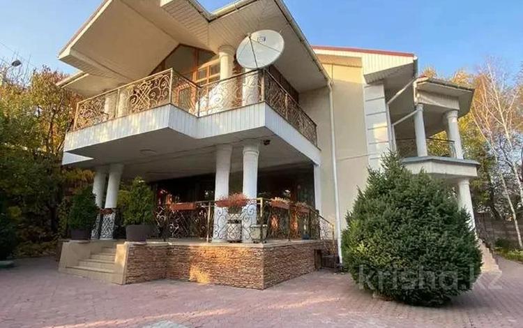 Жеке үй · 7 бөлме · 324 м², мкр Коктобе, Ул.Талгата Бигельдинова 36 — Ул.Розы баглановой, бағасы: 2.8 млн 〒 в Алматы, Медеуский р-н — фото 29