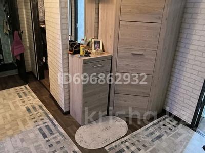 Продажа квартир в Жамбылской обл.: 4-комнатная квартира · 75 м² · 3/5 этаж, 3 мкр 25 — Талас холл за 11 млн 〒 4-комнатная квартира · 75 м² · 3/5 этаж, 3 мкр 25 — Талас холл за 11 млн 〒 в Каратау