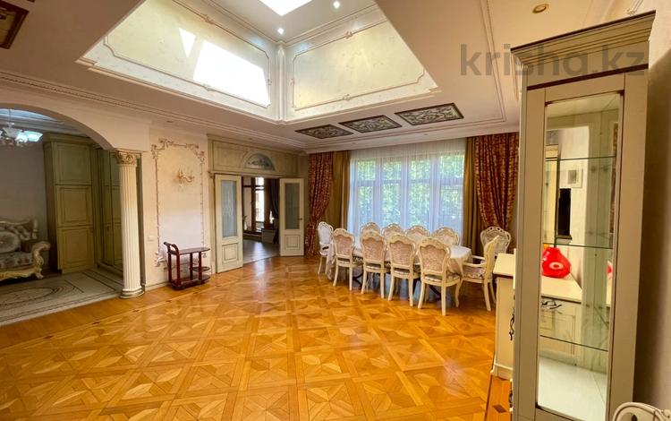 4-комнатная квартира · 182 м² · 4/4 этаж, Мирас 53–64 за 182 млн ₸ в Алматы, Бостандыкский р-н — фото 2