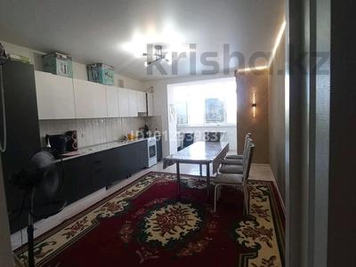 2-комнатная квартира · 80.3 м² · 4/5 этаж, мкр Строитель, губарова — губарова за 28.5 млн ₸ в Уральске