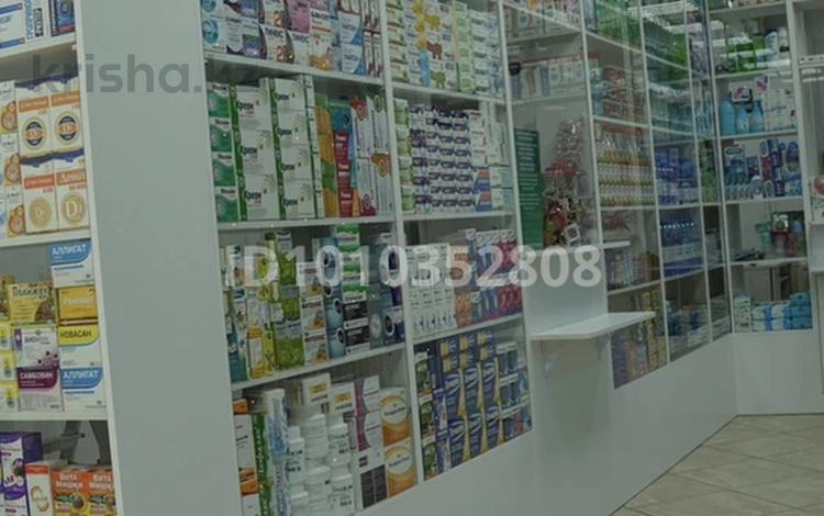 Свободное назначение, офисы, магазины и бутики, склады, общепит, салоны красоты, сельское хозяйство, бани, гостиницы и зоны отдыха, медцентры и аптеки, образование, развлечения · 927 м² за 650 млн 〒 в Алматы — фото 3
