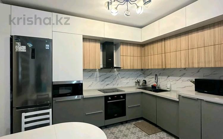 3-комнатная квартира · 71.7 м² · 2/4 этаж, мкр Аксай-5 за 65 млн ₸ в Алматы, Ауэзовский р-н — фото 35
