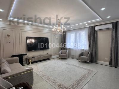 5-комнатная квартира · 173 м² · 1/3 этаж, мкр Самал, Адгам Каримова — Недалеко от аэропорта за ~ 58.6 млн 〒 в Атырау