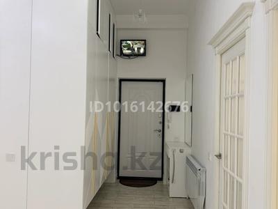 4-бөлмелі пәтер · 210 м² · 3/6 қабат, Дулати 201а, бағасы: 105 млн ₸ в Шымкенте, Аль-Фарабийский р-н