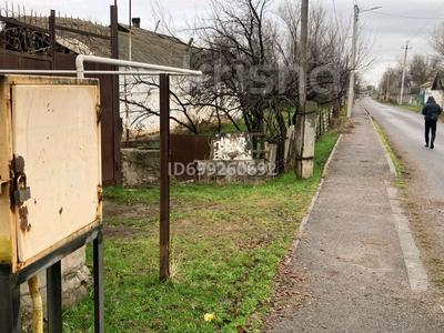Отдельный дом · 5 комнат · 150 м² · 60 сот., Токбергенов 39 — Мкр Акжар телевишка за 18 млн 〒 в Шымкенте, Туран р-н