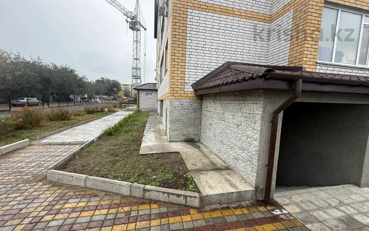 Свободное назначение, офисы, склады, салоны красоты, фитнес и спорт, медцентры и аптеки, образование, развлечения, конференц-залы, кабинеты и рабочие места, студии · 445 м² за ~ 1.6 млн 〒 в Семее — фото 2