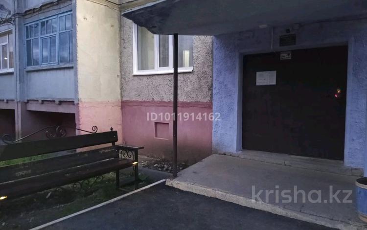1-комнатная квартира · 34.2 м² · 1/6 этаж, 7-й мкр. 58 за 6 млн ₸ в Житикаре — фото 2