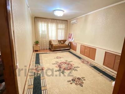 3-комнатная квартира, 62 м², 2/5 этаж, мкр Восток за 23 млн 〒 в Шымкенте, Енбекшинский р-н