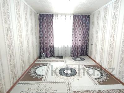 Продажа квартир в Жамбылской обл.: 3-комнатная квартира · 63 м² · 1/5 этаж, Мкр.Жансая за 15 млн 〒 3-комнатная квартира · 63 м² · 1/5 этаж, Мкр.Жансая за 15 млн 〒 в Таразе