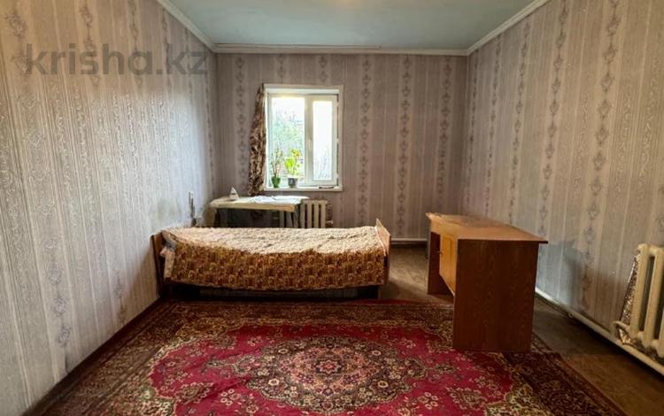 Отдельный дом · 2 комнаты · 57.1 м² · 2.58 сот., Мусы Джалиля за 16 млн ₸ в Семее — фото 3