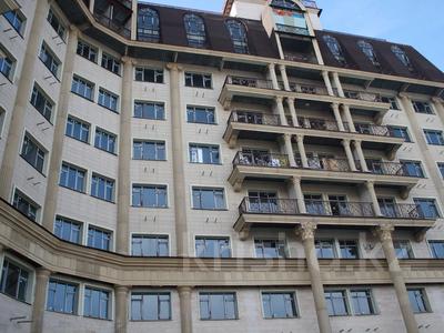 2-комнатная квартира · 96.2 м², Омаровой 35/1 за ~ 72.4 млн 〒 в Алматы, Медеуский р-н