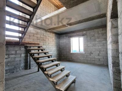 Отдельный дом · 6 комнат · 220 м² · 5 сот., 12 Переулок за 23 млн 〒 в Семее