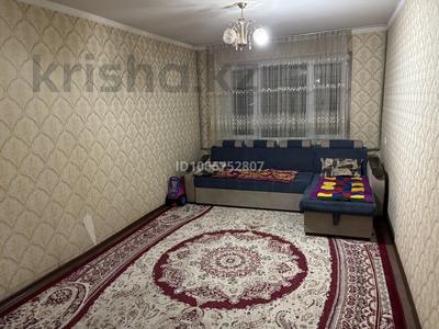 3-комнатная квартира · 55.8 м² · 1/5 этаж, 16-й микрорайон, 16-й микрорайон 15 — Остановка Восток за 20.8 млн 〒 в Шымкенте, Аль-Фарабийский р-н