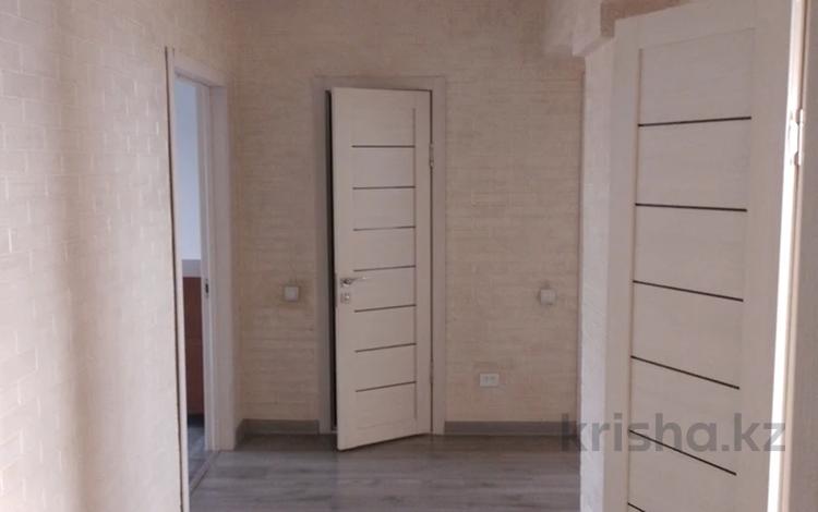 3-бөлмелі пәтер · 77.3 м² · 4/5 қабат, Спутник 8 — Спутник, бағасы: 24.5 млн ₸ в Конаеве — фото 2