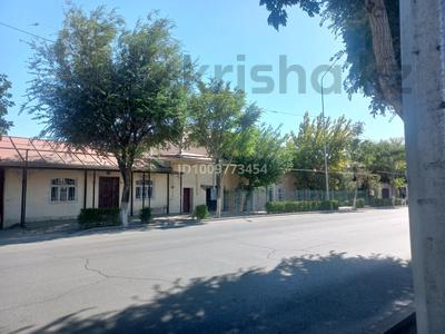 Отдельный дом · 1 комната · 35 м² · 8 сот., Кожанова 123 — Вдол дороги. Возле Байтерек мебельного магазина. за 40 млн ₸ в Туркестане