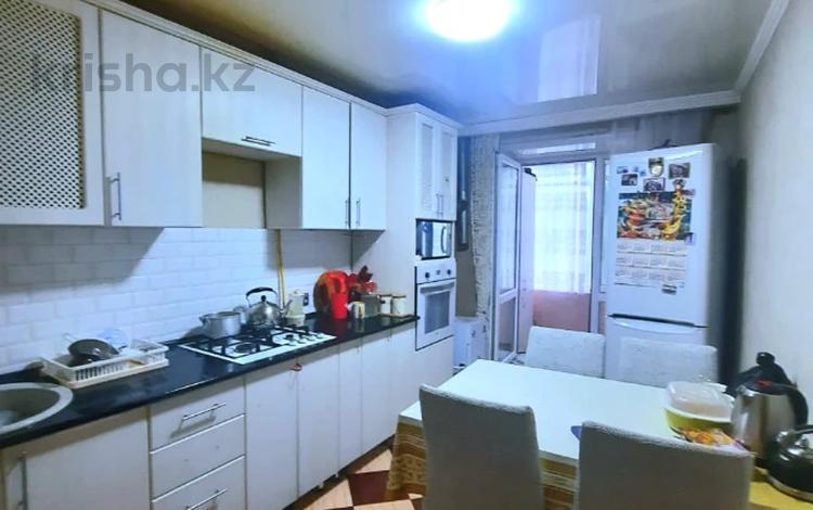 3-бөлмелі пәтер · 66 м² · 3/3 қабат, Джамбула, бағасы: 23 млн ₸ в  — фото 2