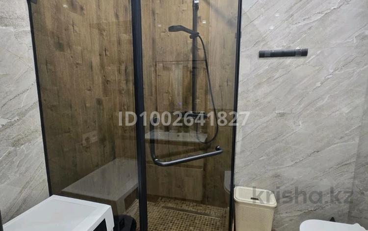 2-комнатная квартира · 60 м² · 15/17 этаж, мкр Юго-Восток, Букетова 3/2 Блок А — ЖК ,,Атамура,, рядом с World Class за 20 000 ₸ в Караганде, Казыбек би р-н — фото 2