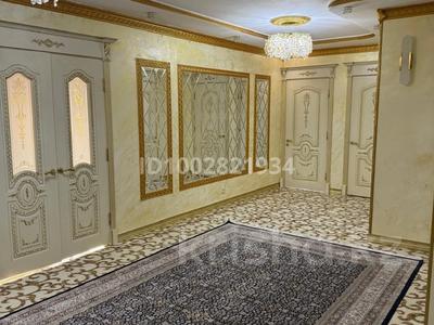 3-бөлмелі пәтер · 130 м² · 4/6 қабат, Самал 1, бағасы: 400 000 〒 в 