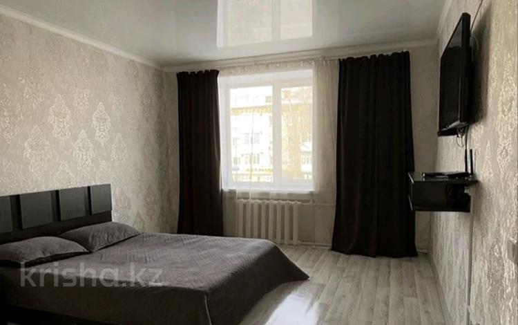 1-комнатная квартира · 35 м² · 3/9 этаж, Металлургов — Гастроном 55 за 10 000 〒 в Темиртау — фото 2