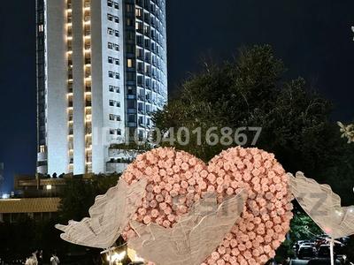 12 комнат · 400 м² · 2 этаж, Кармысова 82 — Курмангазы за 70 000 ₸ в Алматы, Медеуский р-н