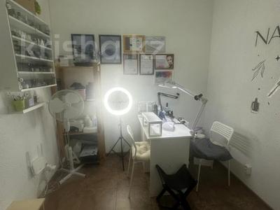 Свободное назначение, офисы, магазины и бутики, склады, салоны красоты · 7.5 м² за 6.5 млн ₸ в Астане, Есильский р-н