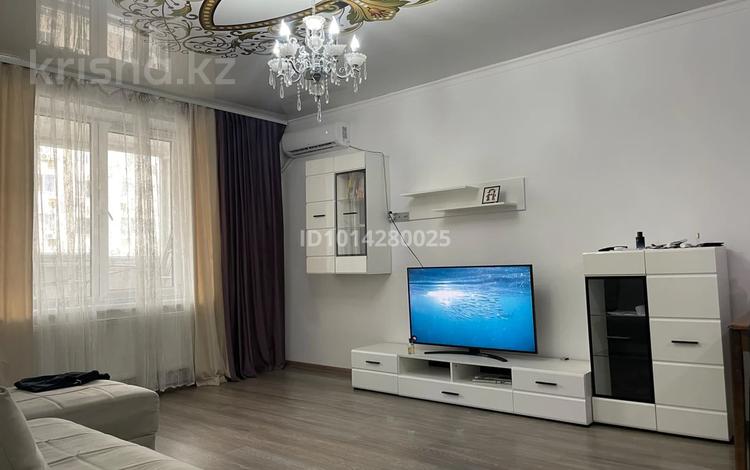 2-комнатная квартира · 65 м² · 15/19 этаж, Брусиловского за 350 000 ₸ в Алматы, Алмалинский р-н — фото 2