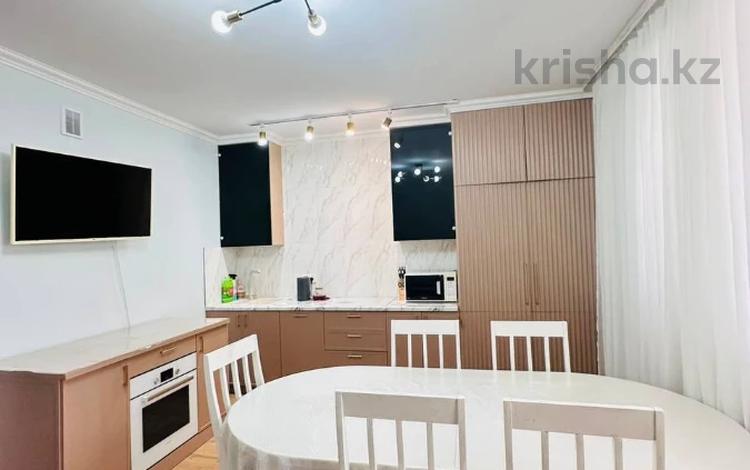 3-комнатная квартира · 80.3 м² · 3/7 этаж, Калдаякова 27 за 47 млн ₸ в Астане, Сарайшык р-н — фото 29