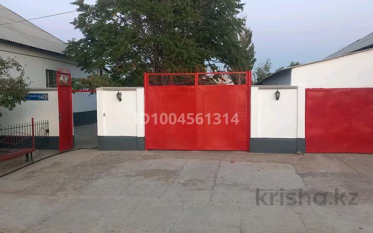 Үйдің бір бөлігі · 4 бөлме · 200 м² · 10 сот., Махамбет Отемисов 14 — Район Оралман, рядом Супермаркет Балым, бағасы: 20 млн 〒 в Туркестане — фото 3